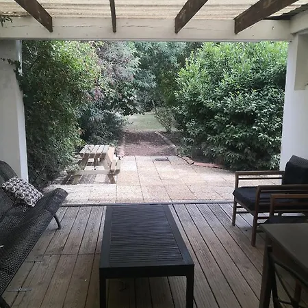 Maison Avec Parc A Deux Pas De La